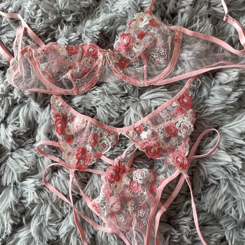 Lingerie set